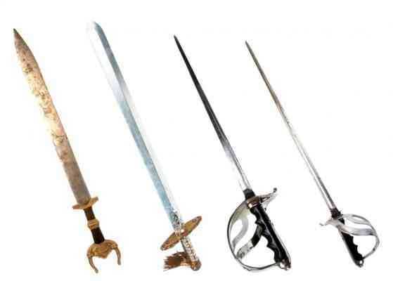 Fencing weapons
